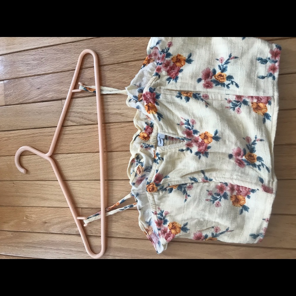 *SALE* American eagle crop top